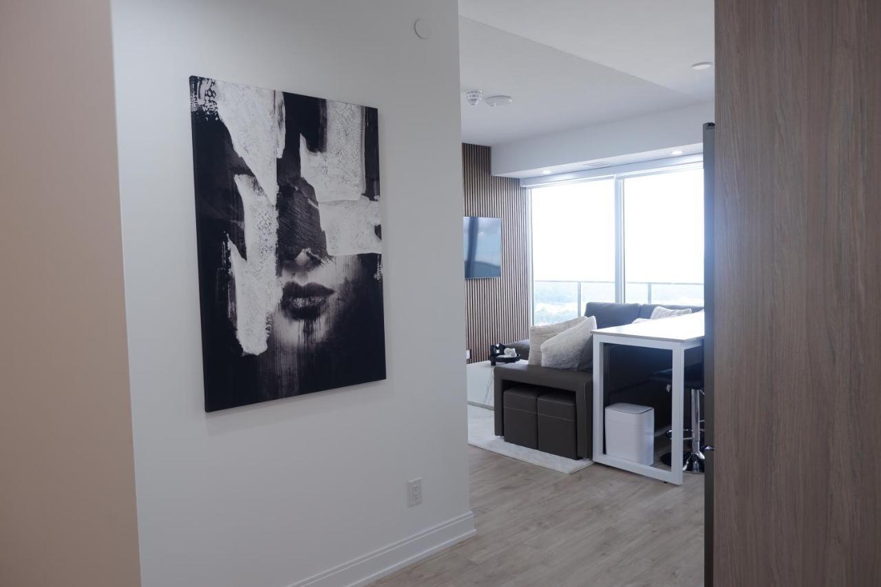Modern Luxury Waterfront Condo Μισισάουγκα Εξωτερικό φωτογραφία